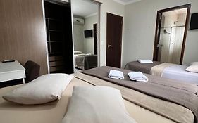 Pousada Rara House